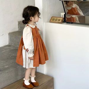 韩系女童刺绣连衣裙秋季套装2024新款长袖裙子复古风背带裙洋气两