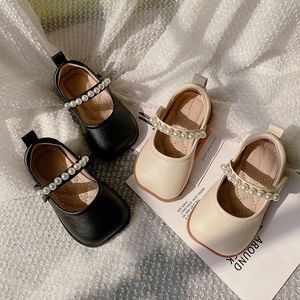 联名巴拉女童小皮鞋2024夏季新款公主鞋配礼服童鞋珍珠女宝宝软底