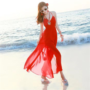 露背吊带雪纺连衣裙女夏季新款海边度假红色修身波西米亚开叉长裙