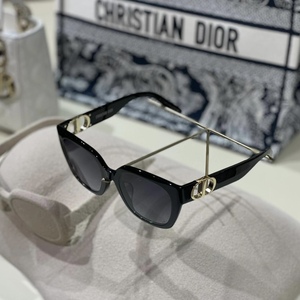 Dior迪奥 代购款 女士黑色方形30蒙田CD宽腿太阳眼镜墨镜