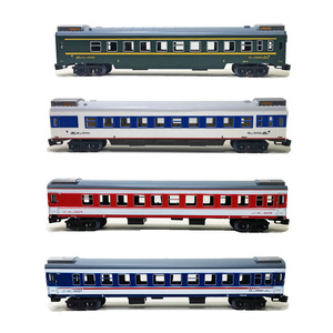 真小火车模动玩具中国YZ25TG绿红蓝白皮客车厢男孩型轨道儿童电