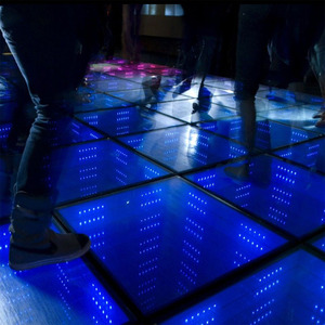 led全彩深渊镜面3d千层背景墙霓虹感应地砖灯箱ktv酒吧钢化发光字