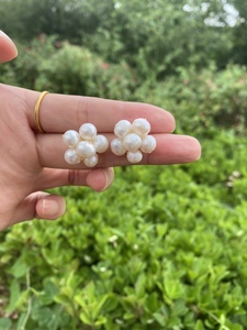 （可馨家）天然淡水珍珠花朵白色、怪色、百搭气质，可盐可甜，耳