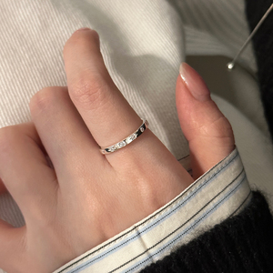 925纯银戒指女小众设计高级感冷淡风锆石简约素圈开口戒食指装饰