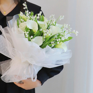 进口铃兰手捧新娘花生日求婚纪念日上海北深圳广州鲜花同城速递