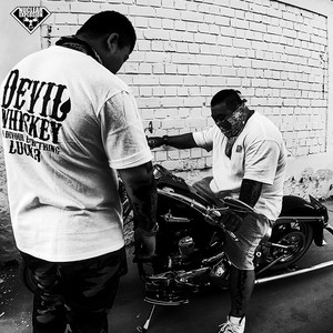 dw魔鬼威士忌硬汉潮牌西海岸匪帮chicano重磅纯棉大码黑白短袖t恤