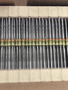 进口色环电容阻容 up050sl300j 30pf/50v 低损耗 低温漂