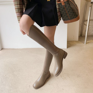 靴子2021新款女冬长筒靴复古圆头平底v口骑士靴低跟黑色显瘦长靴