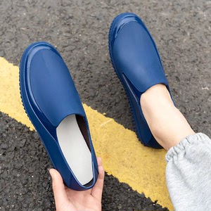 厨房防滑橡胶鞋