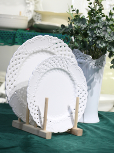佳瓷汇 欧式浮雕陶瓷盘子餐厅精致雕空盘家用镂空甜品纯色圆盘