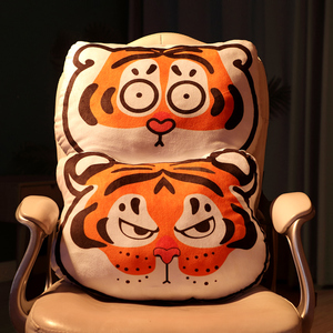 老虎抱枕沙发客厅靠枕办公室午睡枕头靠背垫车内车用虎年抱枕胖虎