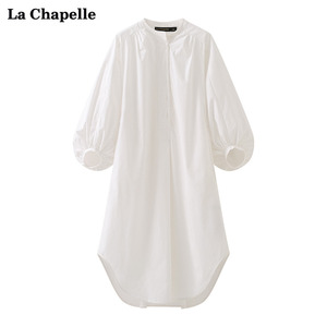 拉夏贝尔/La Chapelle夏季圆领泡泡袖衬衫连衣裙弧形下摆白色长裙