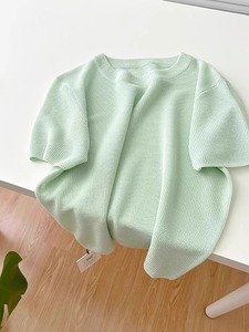 薄荷绿色冰丝针织短袖t恤女夏季2024新款高级感正肩体恤短款上衣