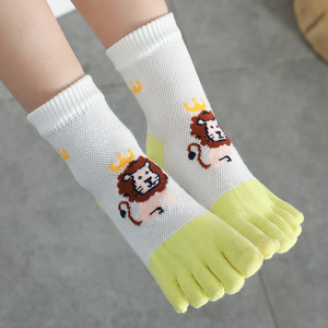 儿童五指袜纯棉卡通狮子中筒吸汗防臭运动全棉分趾袜子3双装包邮