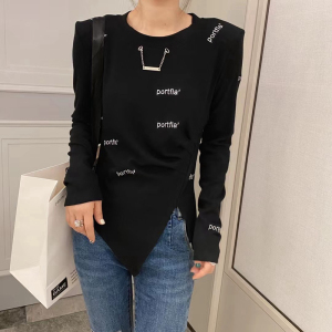 零度女装2021年秋季新品修身修身打底衫女绣花垫肩长袖t恤女ins潮