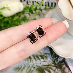 【七天鉴赏 支持复检】天然绿碧玺耳钉女方形 18k金钻石镶嵌mm