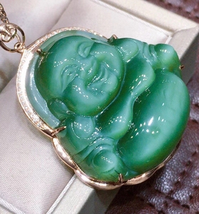 18k厚金钻石镶嵌俄罗斯碧玉粉青猫眼佛公吊坠女绿阳老料锁骨项链