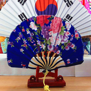韩国扇子绸子布艺扇子 手工艺品活动礼品创意旅游纪念品 折叠扇子