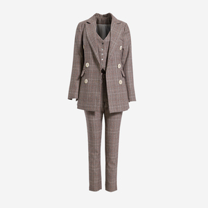 淘宝购入:奥芝国 四件套 英伦千鸟格含羊毛呢卡其西装