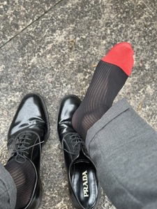 两双特惠「红脚趾条纹长丝袜」男士性感及膝透薄日本丝袜商务百搭