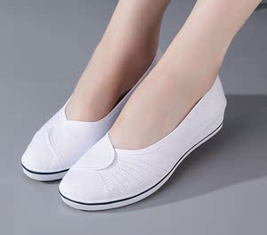 护士鞋女防滑坡跟浅口透气工作鞋老北京布鞋懒人小白鞋平底女鞋