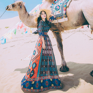 大西北旅行女装沙漠裙女敦煌土耳其连衣裙稻城衣服新疆旅游拍照裙