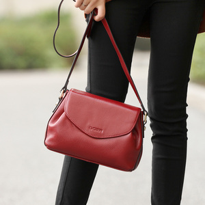 青歌热销简洁通勤轻便百搭真皮全牛皮单肩斜挎女式翻盖包包中小包
