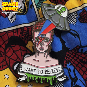 大卫鲍伊bowie宝爷卡通胸针徽章