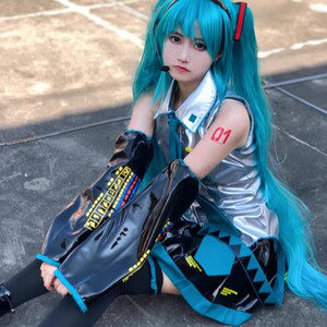 初音未来cos服女公式服mikucosplay服装打歌服现货全套二次元漆皮