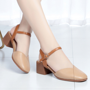 夏季意尔康凉鞋女真皮牛筋软底中跟粗跟方头包头大码一字扣带单鞋