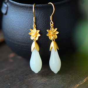 玉兰花黄金耳环