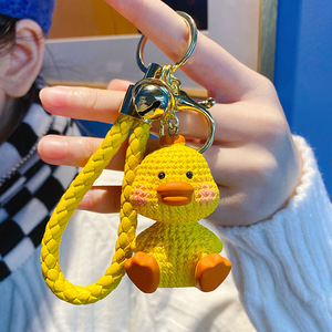 小黄鸭钥匙扣动物卡通毛线树脂潮流可爱汽车锁匙链精致书包挂件
