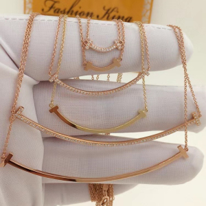 v金tifuniy笑脸项链女18k玫瑰金小号微笑带钻黄金项链中大号吊坠