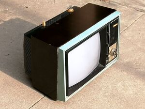 老式黑白电视机木壳飞跃古董真机复古装饰怀旧老物件摆件拍摄道具