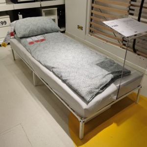 宜家格里姆斯布铁架床环保无甲醛单人床经济出租房床国内代购白色