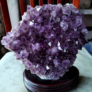 精品乌拉圭紫水晶簇晶镇天然原石摆件钛金深紫晶洞特价消磁装饰