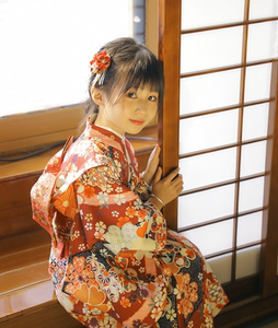 【出租】桔子点点小红樱花日本儿童和服日式浴衣女童连衣裙演出服