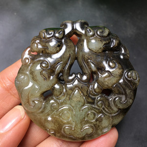 古董文玩兽面纹貔貅挂件老玉器吊坠高古玉双面雕刻古玩手把件玉璧