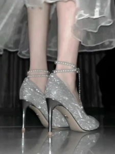 银色高跟鞋女细跟2024年新款法式伴娘18岁成人礼婚纱水晶新娘婚鞋