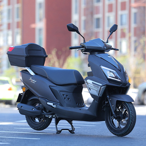 全新款坤豪uy国四电喷踏板车125cc代步外卖车男女燃油摩托可上牌