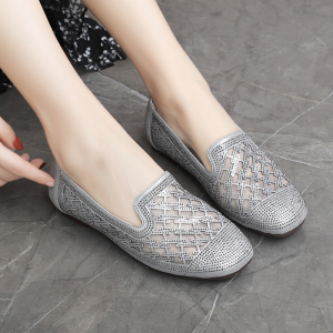 凉鞋夏妈妈40岁