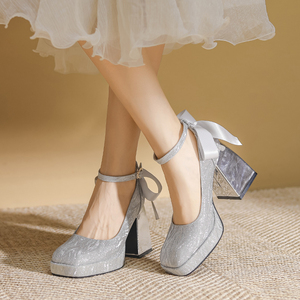 一字带磨砂高跟粗跟银色高级感玛丽珍婚鞋2023新款仙女鞋温柔单鞋