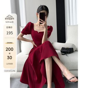 果哥家红色连衣裙女2024夏新款方领法式复古收腰显瘦泡泡袖订婚裙