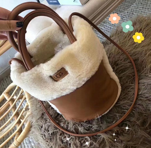 ugg女包2021秋冬新款羊羔毛包真皮菜篮子水桶包手提单肩包斜挎包