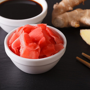 日本料理寿司红姜片酸甜可口日式白姜片醋渍开胃腌制姜小包装200g