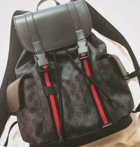 gucci古奇 22秋冬 男士gg supreme翻盖双肩背包495563k9r