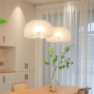 奶油风白色南瓜餐厅吊灯现代简约北欧创意卧室网红ins风吸顶灯具