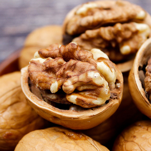 思宏手剥核桃奶香味