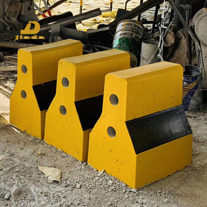 水泥隔离防撞墩墩黄黑警示障碍墩护栏道路交通设施围墩混凝土石墩