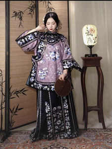 若兰青花瓷系列清代女装清汉女套装格格服古风汉服印花马面裙套装